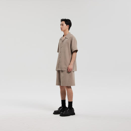 MODE COMMUTER | MC抗皱微皱绒感哑光翻领短袖衬衫MCF123114B 商品图1