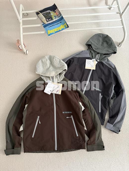 点此购买 萨洛蒙SLATE系列春秋季男女款户外防风连帽夹克 md 341369 商品图0