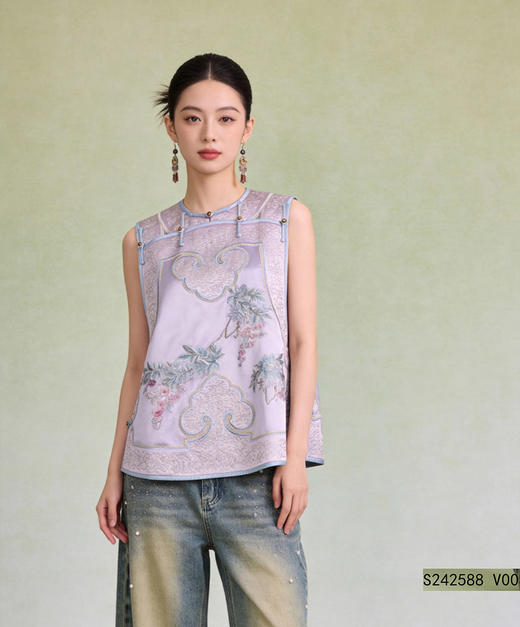 S242588马甲 商品图0