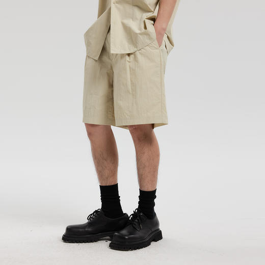 MODE COMMUTER | MC不潮品干爽微皱锦棉混纺型微皱斜纹梭织短裤 商品图3