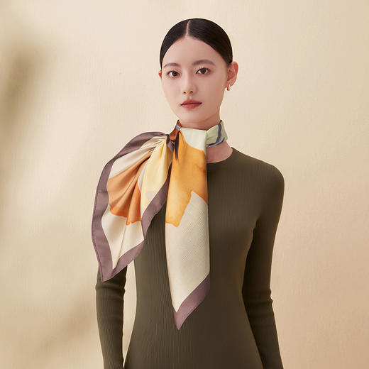 万事利双面印花大方巾-兰香语 商品图0