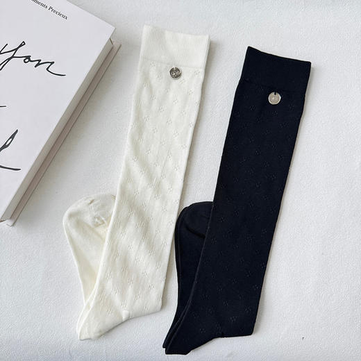 基础-简约暗纹圆扣小腿袜袜子-纪念日百货门店同款169643757 商品图0