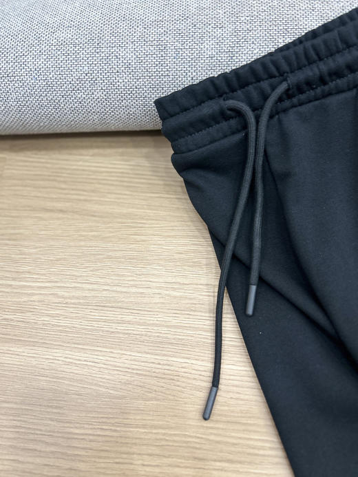 原单正品TeenieWeenie小熊刺绣简约情侣卫裤，男女同款，颜色：黑色
尺码：M-2XL 商品图4