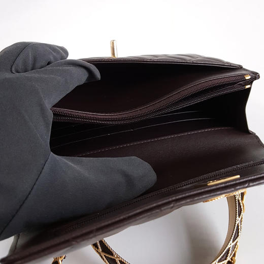 【95新】CHANEL香奈儿AP3370 B12915 NO207 23A深紫色蕾丝浮雕手柄woc链条包单肩包女士040326NJ15 商品图8