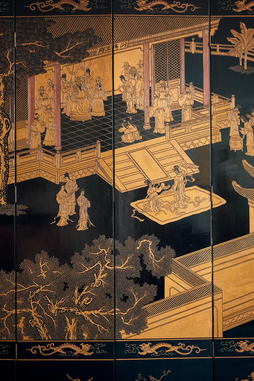 【已售】独角鹿西洋古董20世纪中国出品黑漆描金宫廷楼阁人物题材八扇屏风 商品图5