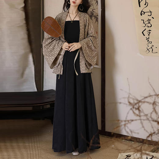 裁缝学苑AS645魏晋褶衣汉服纸样八破裙半身裙倒大袖开衫女装新中式打版 商品图4