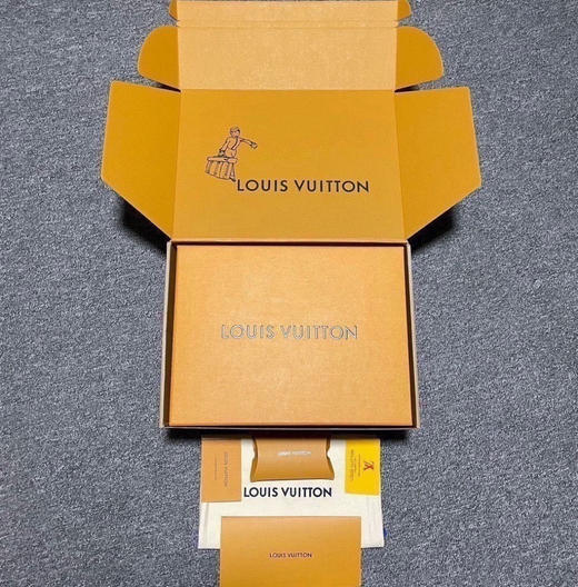 春季特惠💰720 LV 纯原版本 # 驴家 Trainer 低帮休闲板鞋 商品图7