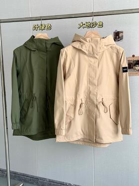 点此购买 艾高春秋季女士防水户外外套 zc 341245