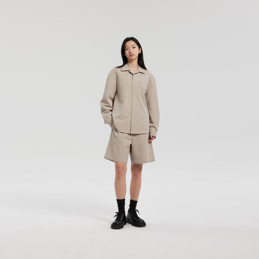 MODE COMMUTER | MC条纹微皱面料透气直筒型梭织短裤MCF122076B 商品图2