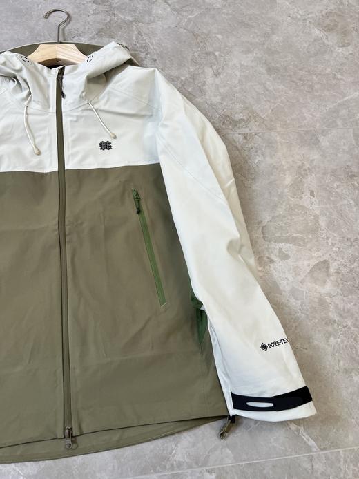 点此购买 可隆春秋季男女款登山徒步冲锋衣外套 bk 341326 商品图10