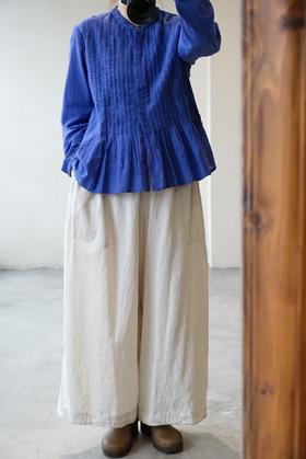 khadi and Co圆领褶皱衬衫