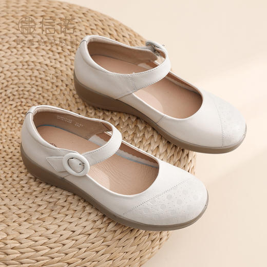 镂空玛丽珍鞋女坡跟真皮浅口单鞋软底舒适妈妈鞋小码女鞋6C9317-22 商品图0