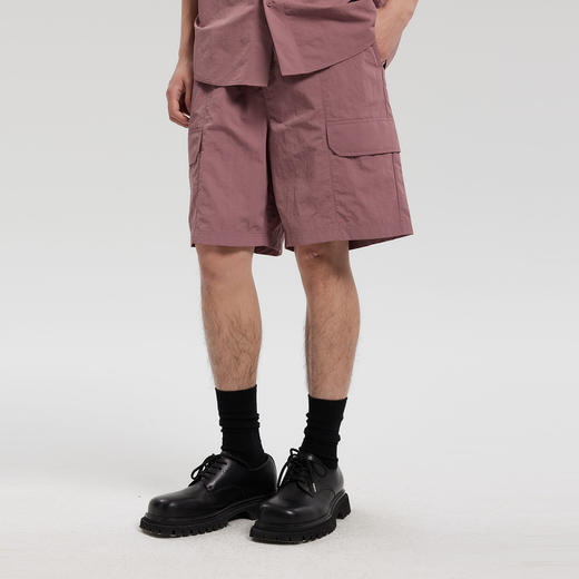 MODE COMMUTER | MC春季条感纹理梭织轻工装梭织短裤MCF122034B 商品图3