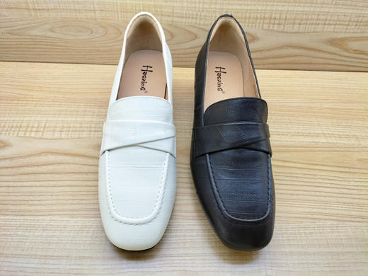 豪行真皮女鞋23349121时尚中跟舒适休闲简约单鞋正品 商品图3