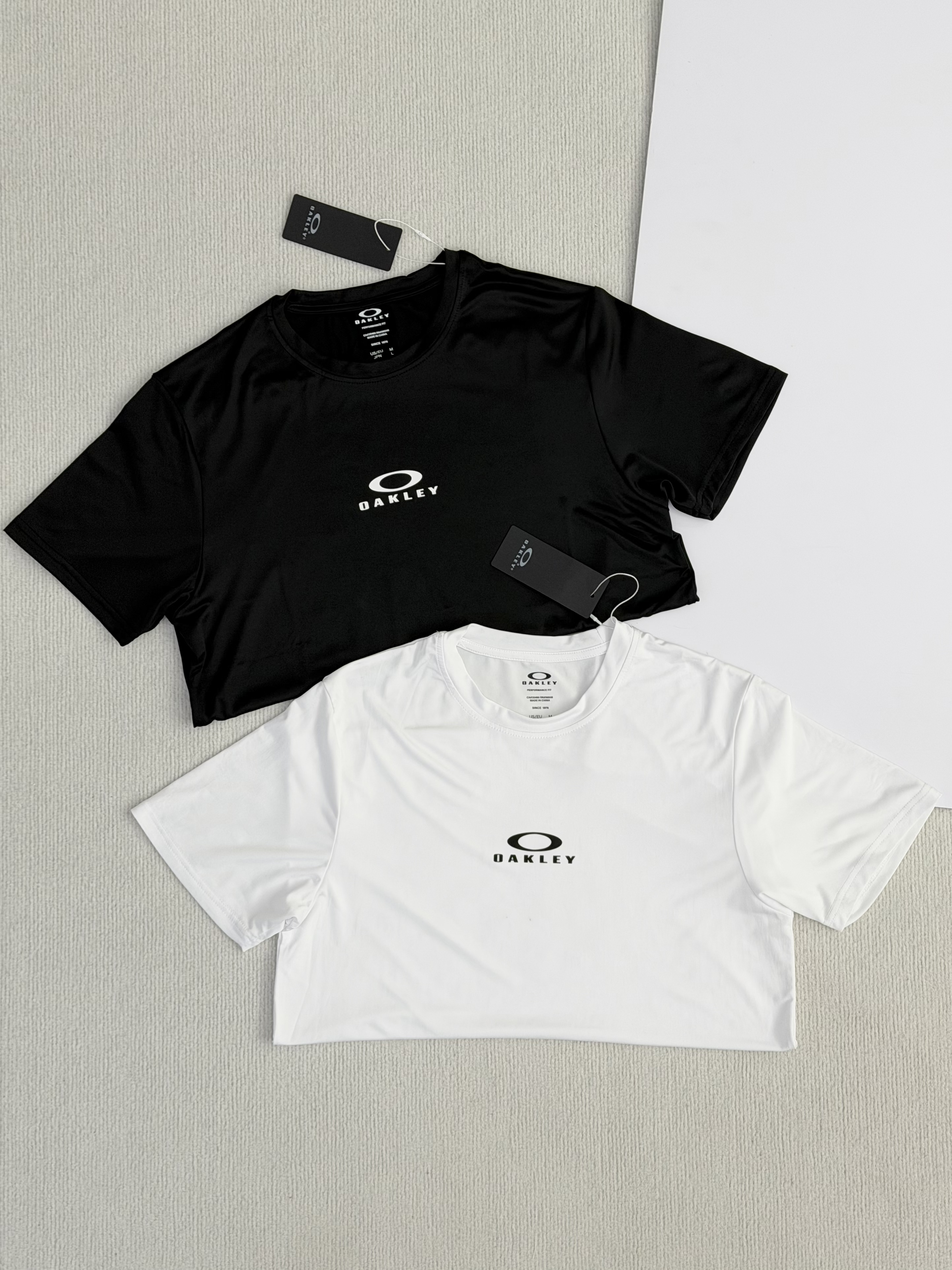 正品订单出口外贸单子！欧克利 oakley 高弹速干短袖，出口订单，轻薄款纯色基础硅胶印花弹力速干短袖男女款