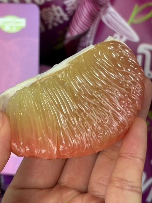 【进口】＃Medusa泰国香槟金丝柚#柚香赛过任何一个品种的柚子，丝丝饱满，清甜水嫩，回味清冽，清新口气，解腻消食。 商品图3