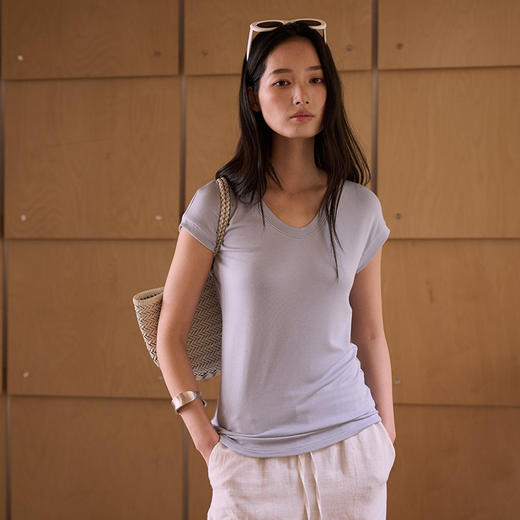 【2026夏季新品】蚕丝羊毛・蛋领短袖 春夏蚕丝T恤 天丝莫代尔打底衫 修身显瘦落肩上衣 商品图0