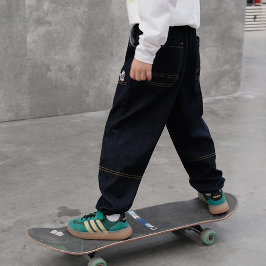 【MQD】童装男大童26春季新款儿童学院风亲肤宽松休闲束脚水洗牛仔裤 商品图3