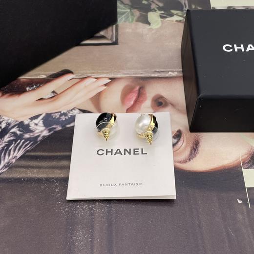 香奈儿 黑白球耳钉 （XTY） 商品图8