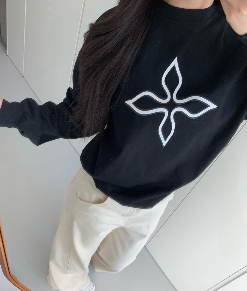 🔥预售SMFK时髦十字标卫衣2.26