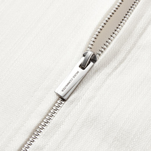 MODE COMMUTER | MC莱赛尔混纺肌理感梭织植绒印花翻领短袖衬衫 商品图4