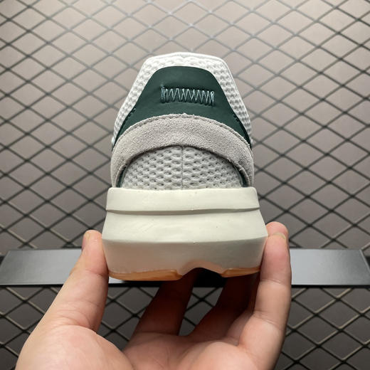 春季特惠💰340 AD 阿迪 Light Blaze 网面透气跑步鞋 商品图1