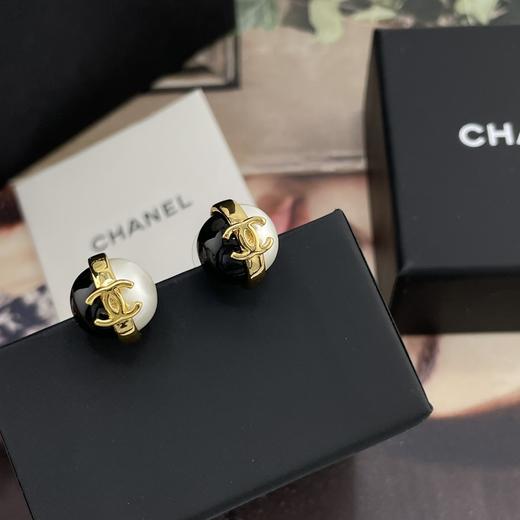 香奈儿 黑白球耳钉 （XTY） 商品图7