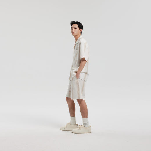 MODE COMMUTER | MC春季梭织渐变竖条纹翻领短袖衬衫MCF123054B 商品图1