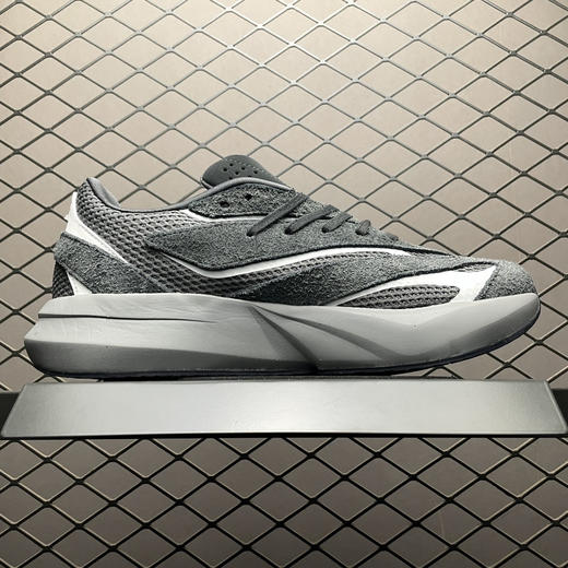 春季特惠💰340 AD 阿迪 Light Blaze 网面透气跑步鞋 商品图2