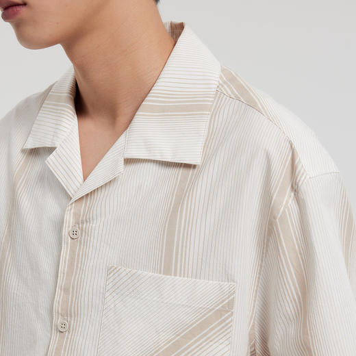 MODE COMMUTER | MC春季梭织渐变竖条纹翻领短袖衬衫MCF123054B 商品图4