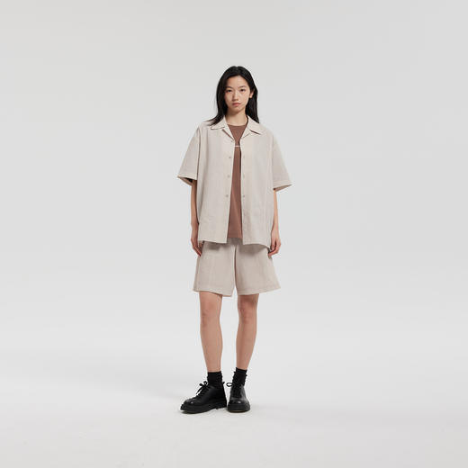 MODE COMMUTER | MC不潮品凹凸肌理微弹轻薄阔腿梭织短裤 商品图2