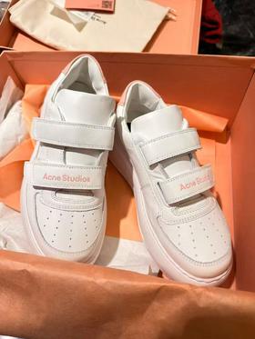 女款魔术贴休闲鞋ba001