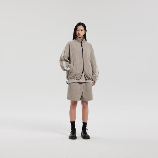 MODE COMMUTER | MC阔腿梭织短裤皱感面料直筒型短裤MCF122077A 商品图2