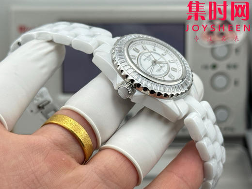 YYDS香奈儿 J12陶瓷系列 T钻圈 33mm透底机械 钻圈款 女士腕表 商品图6