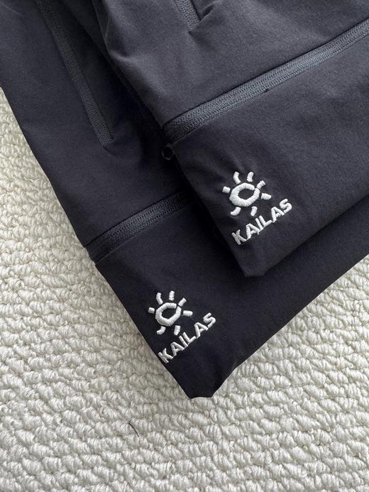 点此购买 凯乐石春秋季男子T13户外运动防风防泼水长裤 md 341272 商品图9