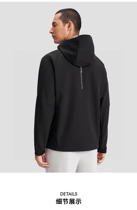 点此购买 迪桑特男子秋冬季加绒连帽软壳冲锋衣外套 hbj 341383 商品图6