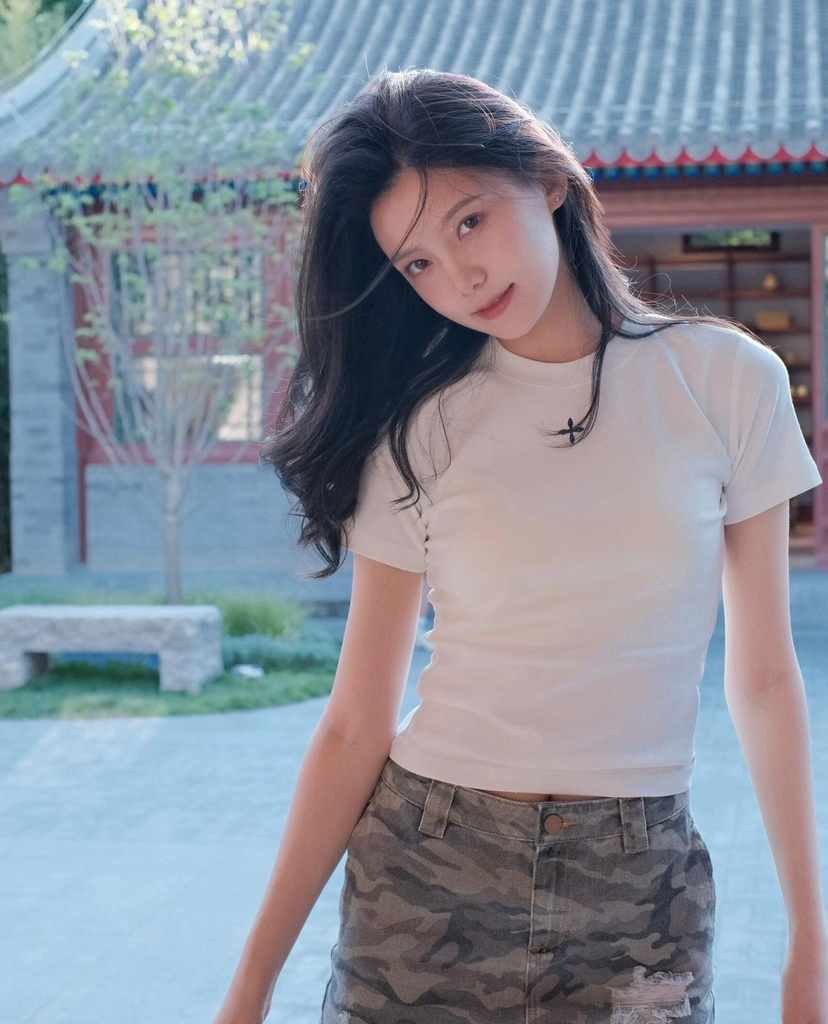 原单SMFK时髦十字标识短袖T恤2.26