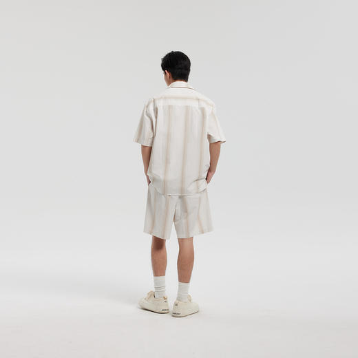 MODE COMMUTER | MC春季梭织渐变竖条纹翻领短袖衬衫MCF123054B 商品图2