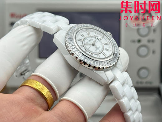 YYDS香奈儿 J12陶瓷系列 T钻圈 33mm透底机械 钻圈款 女士腕表 商品图5