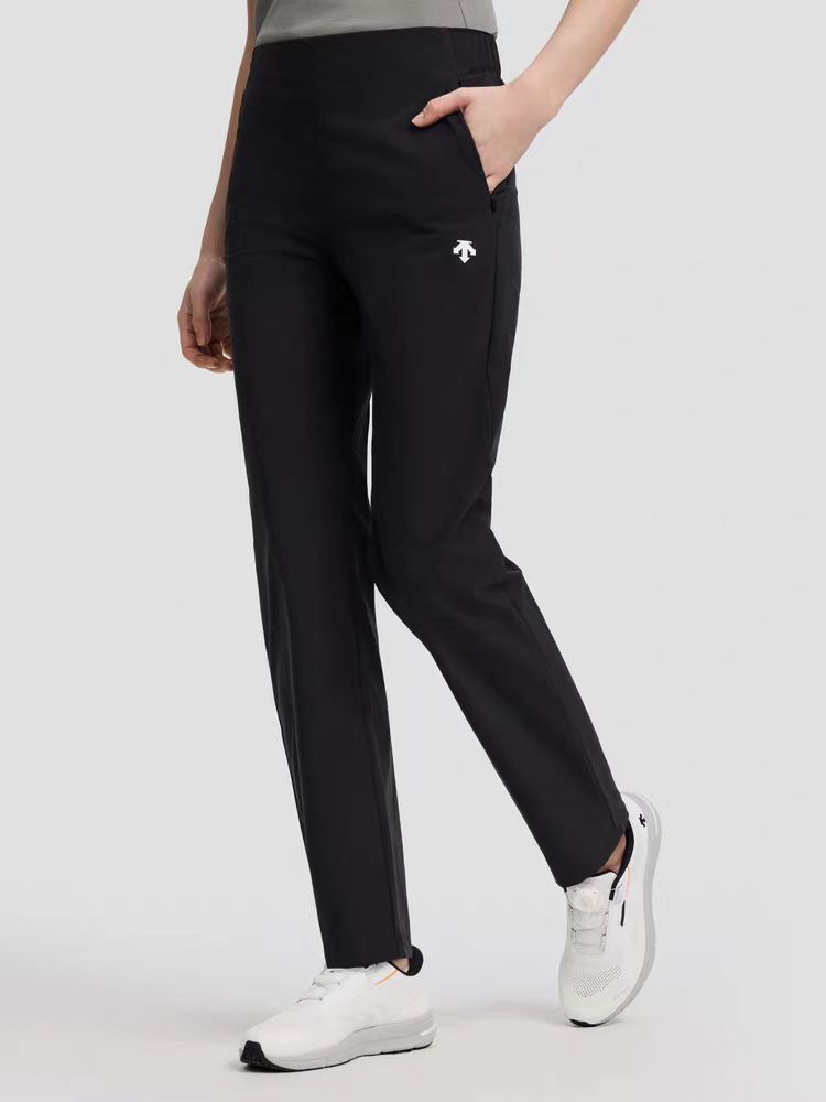 点此购买 迪桑特WOMEN'S TRAINING系列防泼水女士运动长裤 37 341362