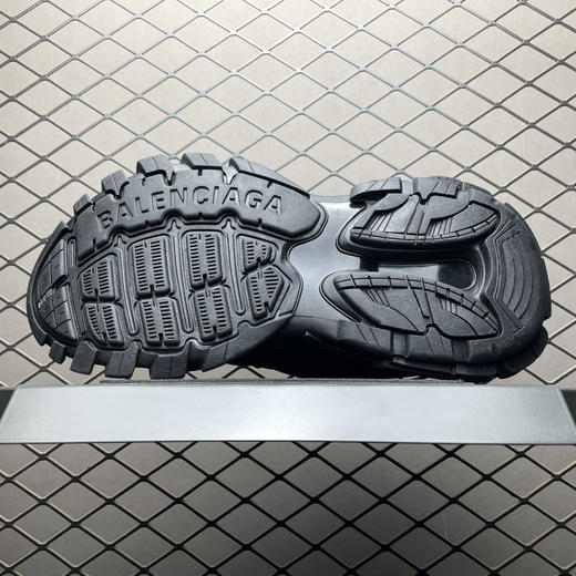 春季特惠💰720 巴黎世家 Track Sneaker 巴黎世家三代 环扣款 户外概念复古老爹鞋 商品图4