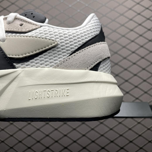 春季特惠💰340 AD 阿迪 Light Blaze 网面透气跑步鞋 商品图3