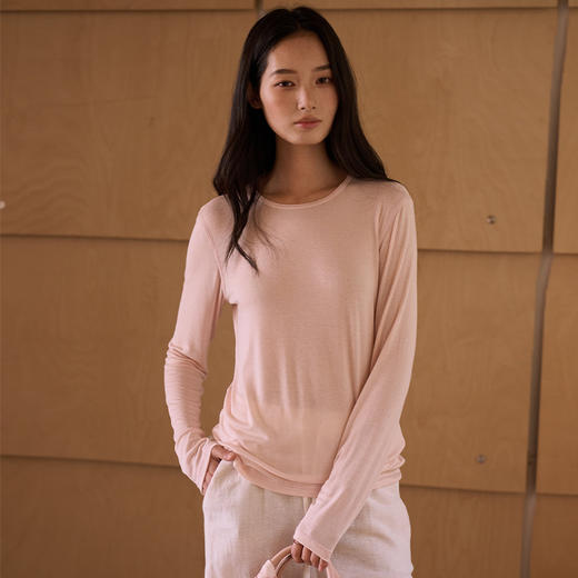 【2026春季新品】蚕丝羊毛・韩系经典打底衫 天丝莫代尔 桑蚕丝羊毛 简约圆领上衣轻薄微透罩衫长袖T恤 商品图1