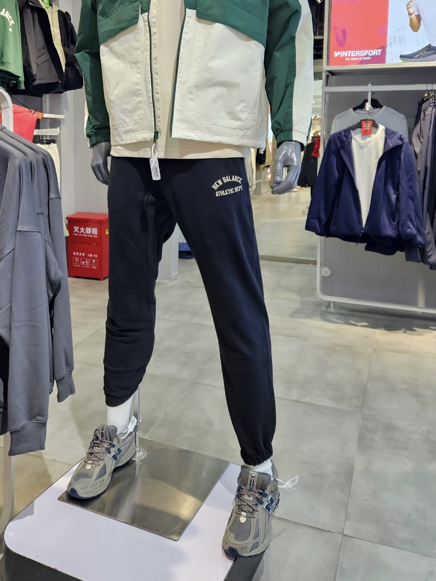 临沂代工厂，正品保真。剪标。没有主标！韩国订单！NEW BALANCE 男士春款休闲卫裤
