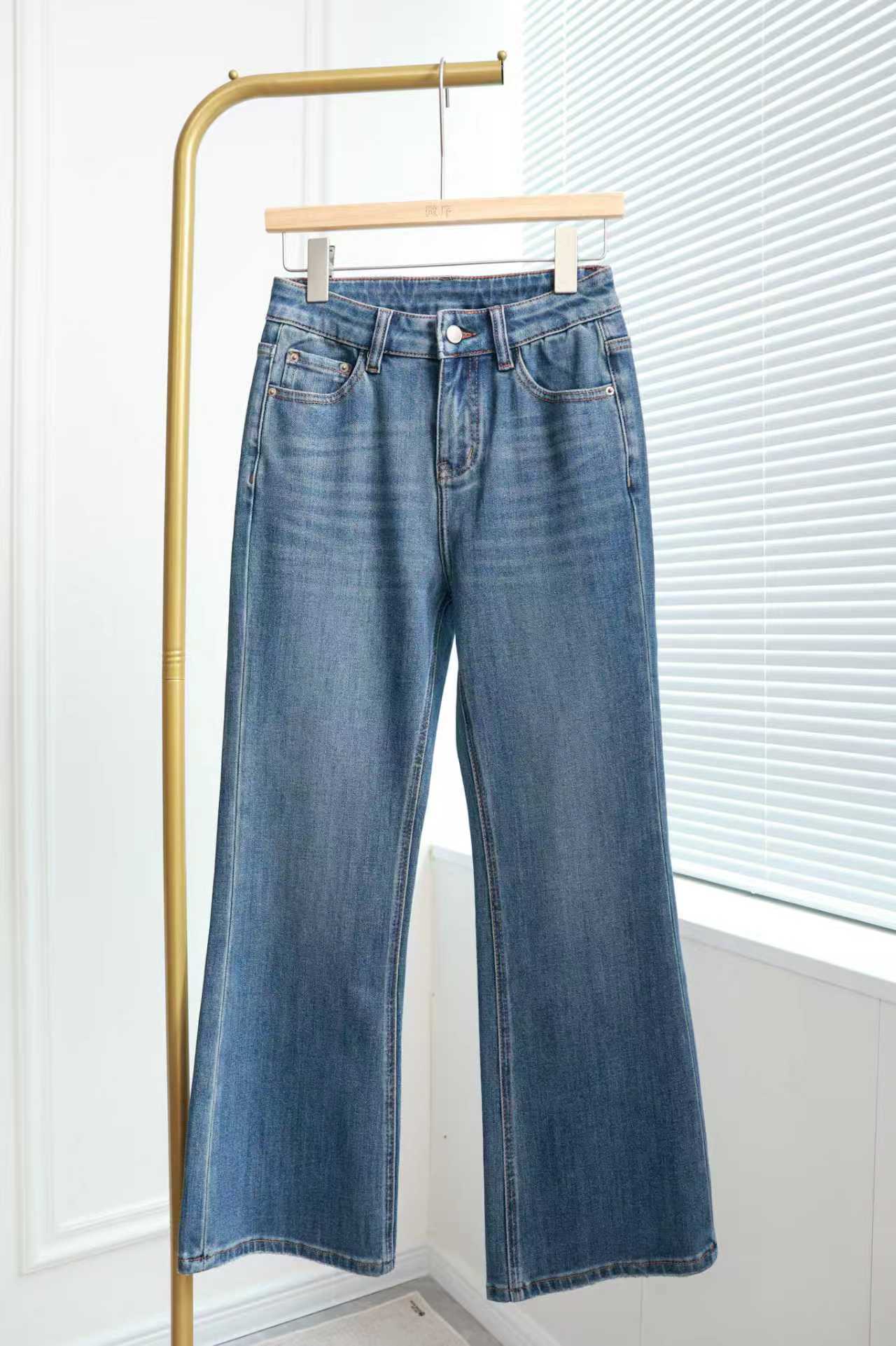 气质美腿复古微喇九分牛仔裤