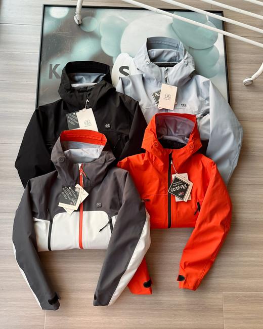 点此购买 可隆春秋季男女款硬壳压胶冲锋衣 hbj 341402 商品图12