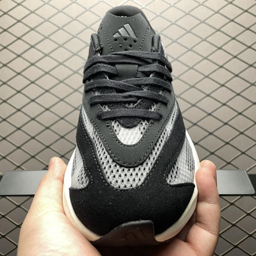 春季特惠💰340 AD 阿迪 Light Blaze 网面透气跑步鞋 商品图8