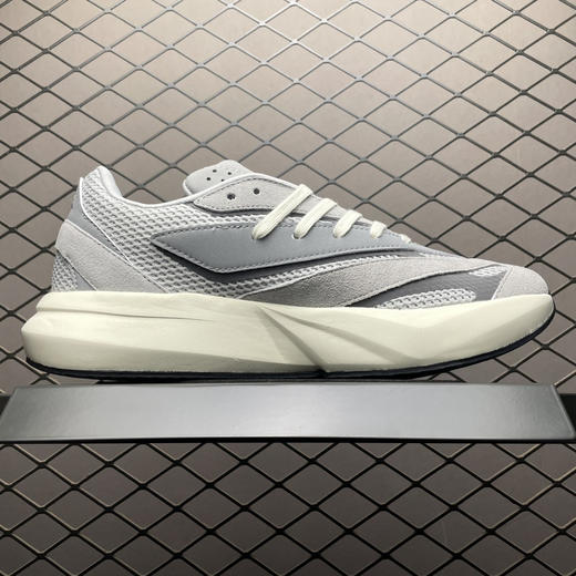 春季特惠💰340 AD 阿迪 Light Blaze 网面透气跑步鞋 商品图2