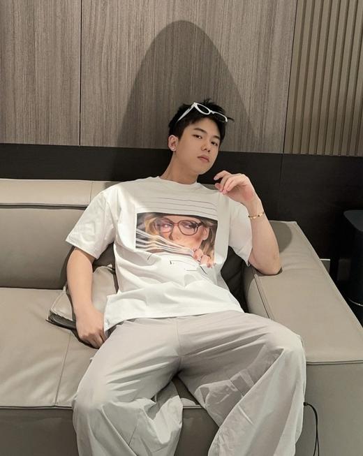 迪奥  眼镜女孩印花短袖T恤 白色 男女同款（DY） 商品图1