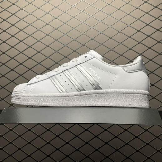 春季特惠💰320 AD 阿迪 Superstar 贝壳头运动休闲板鞋 贝壳头 商品图0